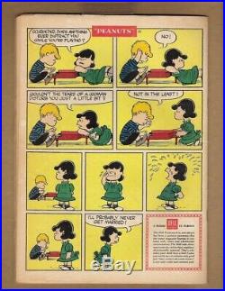FOUR COLOR #878 (VG- 3.5) PEANUTS #1 First Issue 1958 Series! Dell HTF n3831
