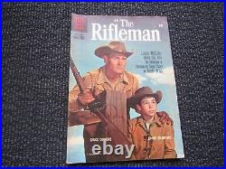 Four Color 1009 Rifleman #1 1959 and #4, nice, Chuck Conners