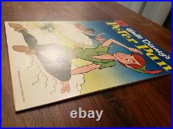 Wakt Disney's PETER PAN #926 Dell Four Color 1952 Comic in excellent Condition